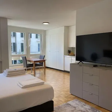 Practical And Cozy - Art 6 Appartement