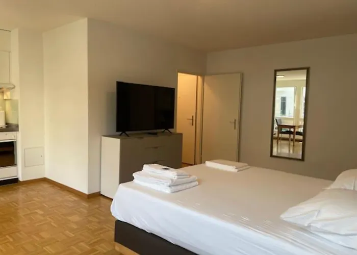 Practical And Cozy - Art 6 * Ζυρίχη